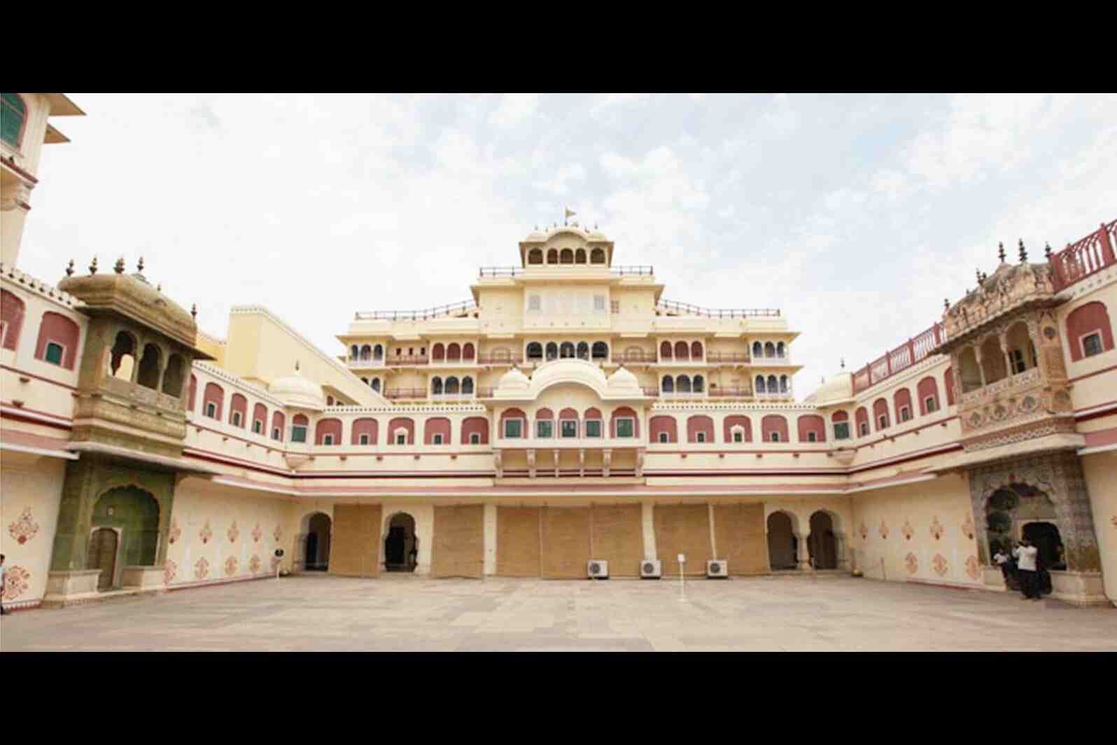 City Palace Jaipur Entry Fee