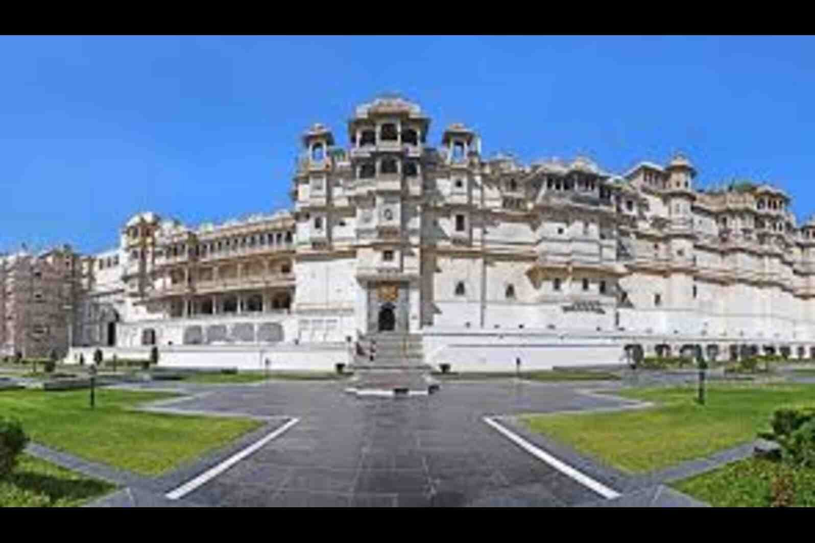 City Palace Udaipur Entry Fee