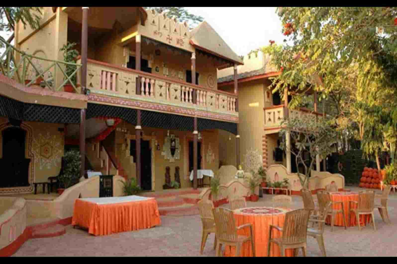Nakhrali Dhani Indore Entry Fee