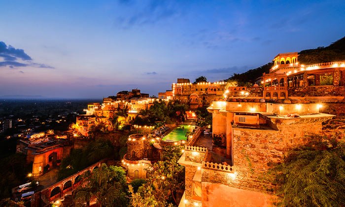 Neemrana Fort Alwar Entry Fee